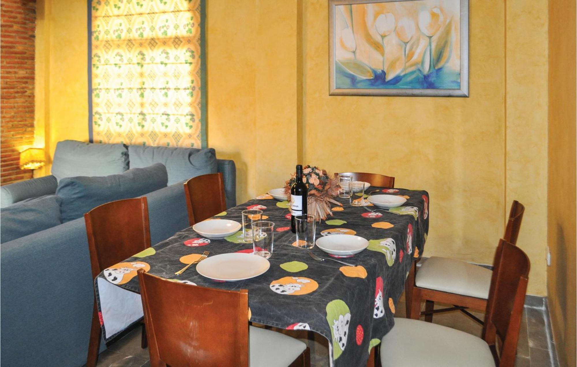 Cozy Home In Olivares With Outdoor Swimming Pool المظهر الخارجي الصورة
